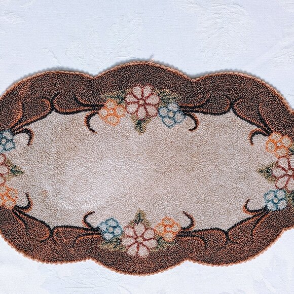 VTG 1940s Occupied Japan Round Hooked Rug Dollie Console Pad Floral Oval - Picture 1 of 4